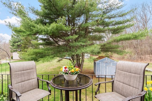 93 Center Depot Rd 55, Charlton, MA 01507