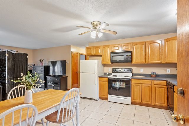 93 Center Depot Rd 55, Charlton, MA 01507