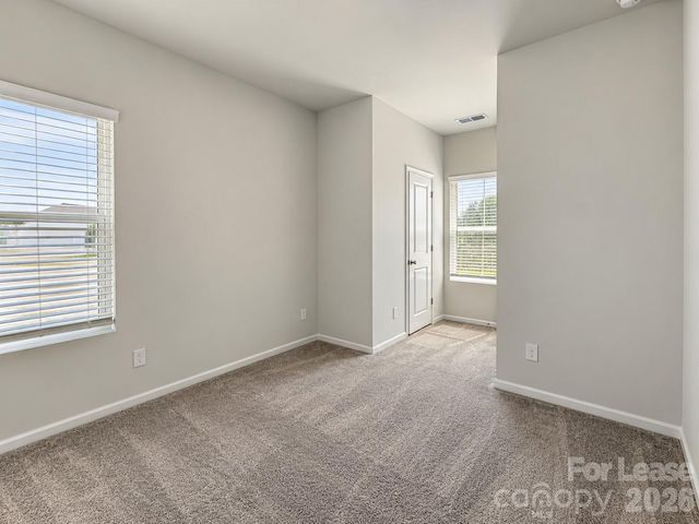 6518 Harlech Street, Charlotte, NC 28269