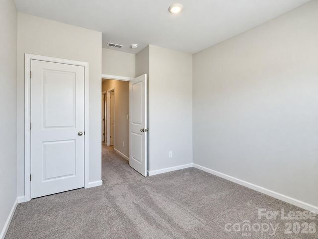 6518 Harlech Street, Charlotte, NC 28269