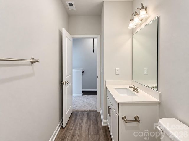 6518 Harlech Street, Charlotte, NC 28269