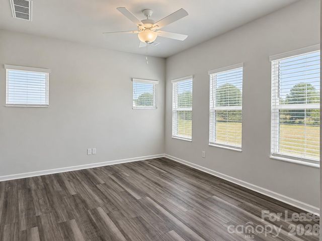 6518 Harlech Street, Charlotte, NC 28269