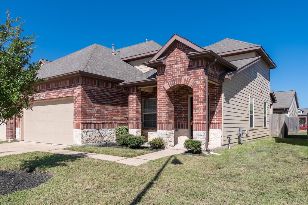 12431 Roy Mix Bohn Lane, Houston, TX 77044