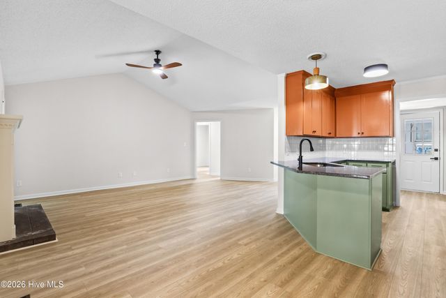 202 N Pointe Drive, Goldsboro, NC 27530