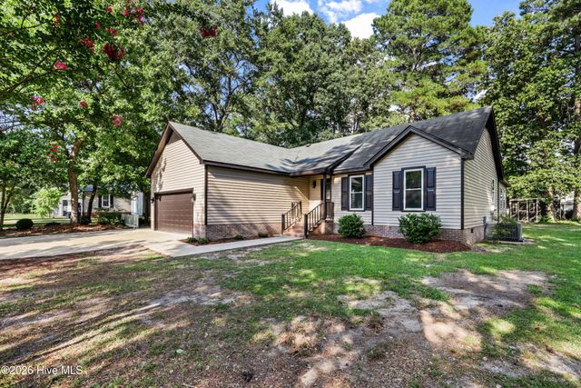 202 N Pointe Drive, Goldsboro, NC 27530