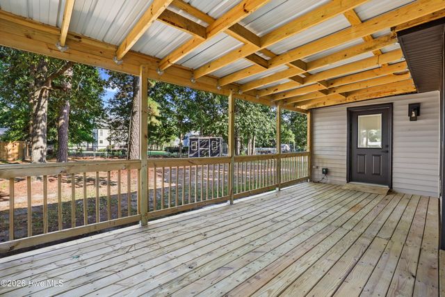 202 N Pointe Drive, Goldsboro, NC 27530