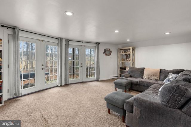 169 PINE LN, Selinsgrove, PA 17870