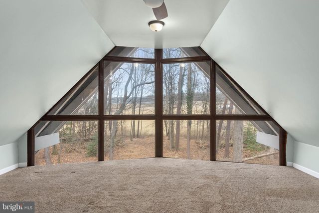 169 PINE LN, Selinsgrove, PA 17870