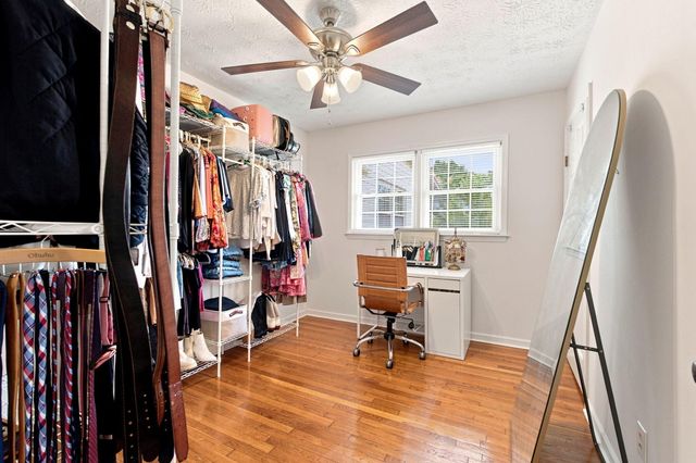 1288 Cherbourg Road, Lexington, KY 40504