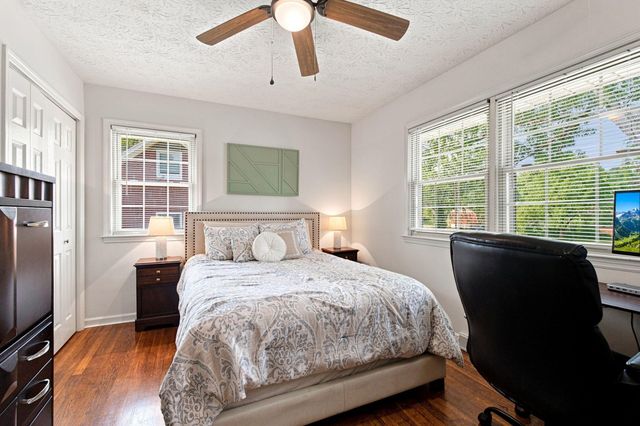 1288 Cherbourg Road, Lexington, KY 40504