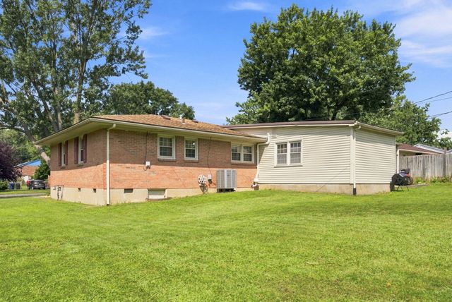 1288 Cherbourg Road, Lexington, KY 40504
