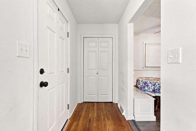 1288 Cherbourg Road, Lexington, KY 40504