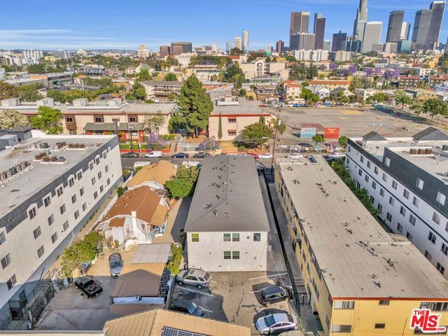 161 S Burlington Avenue, Los Angeles, CA 90057