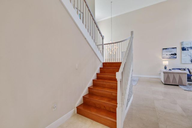 19245 Skyridge Circle, Boca Raton, FL 33498