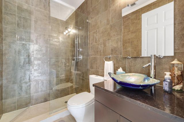 19245 Skyridge Circle, Boca Raton, FL 33498
