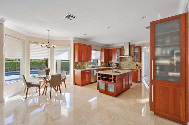 19245 Skyridge Circle, Boca Raton, FL 33498