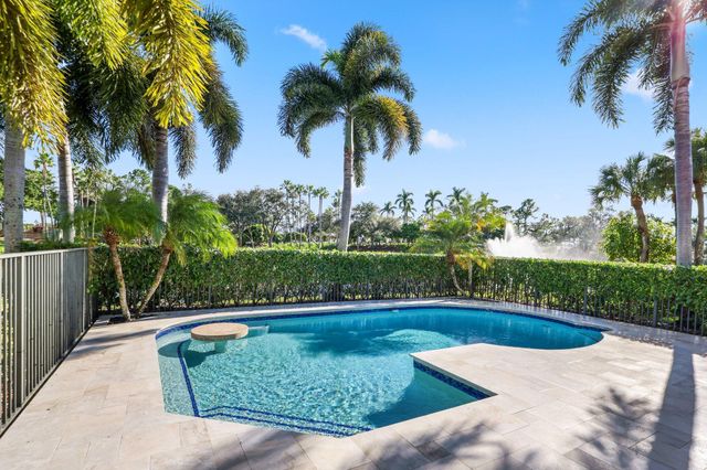 19245 Skyridge Circle, Boca Raton, FL 33498