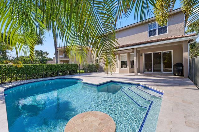 19245 Skyridge Circle, Boca Raton, FL 33498