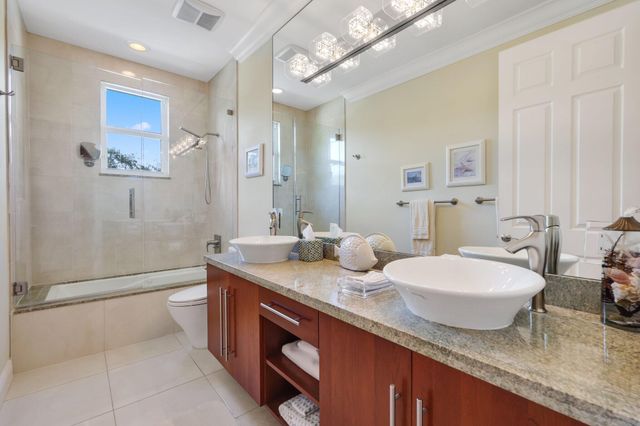19245 Skyridge Circle, Boca Raton, FL 33498