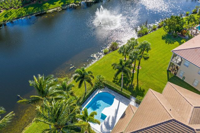 19245 Skyridge Circle, Boca Raton, FL 33498