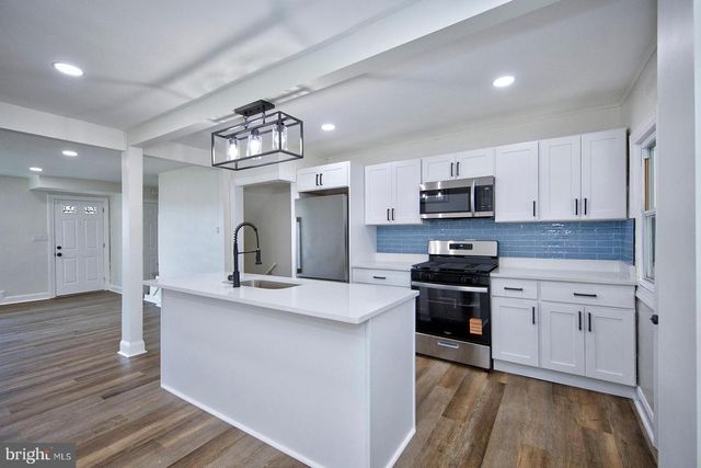 2834 OAKFORD AVE, Baltimore, MD 21215