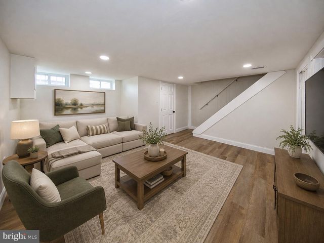 2834 OAKFORD AVE, Baltimore, MD 21215