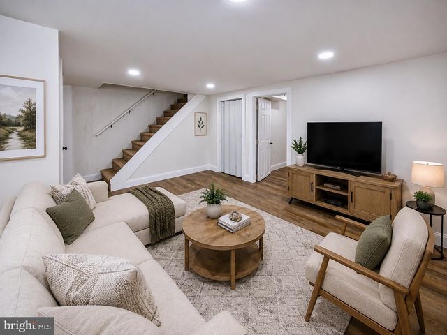 2834 OAKFORD AVE, Baltimore, MD 21215
