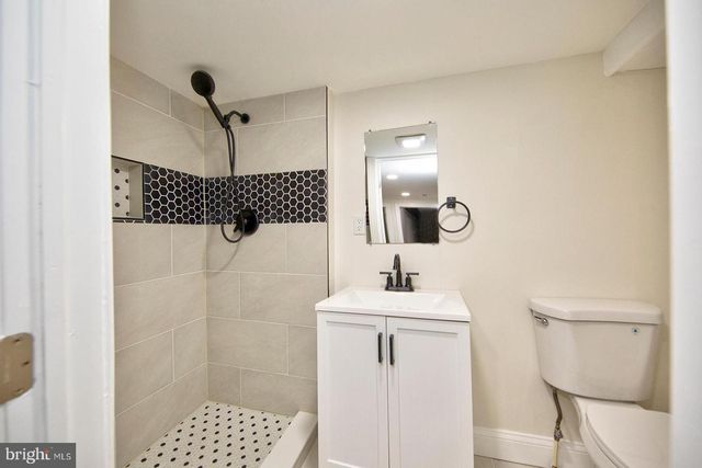 2834 OAKFORD AVE, Baltimore, MD 21215