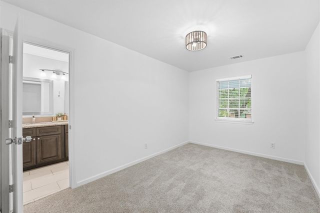 215 Whispering Oaks Drive, Seabrook, TX 77586