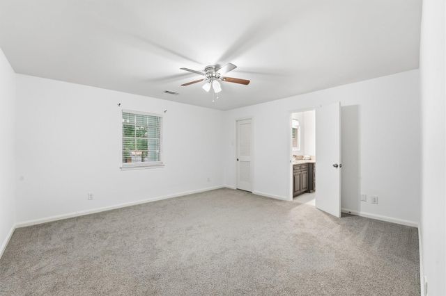 215 Whispering Oaks Drive, Seabrook, TX 77586