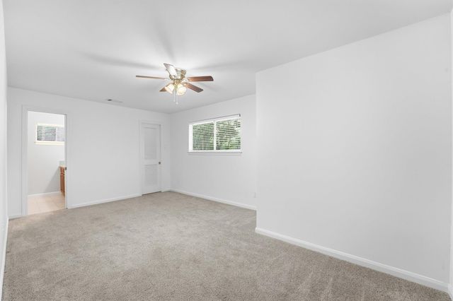 215 Whispering Oaks Drive, Seabrook, TX 77586