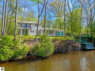 620 West Court, Mt Pleasant, MI 48858