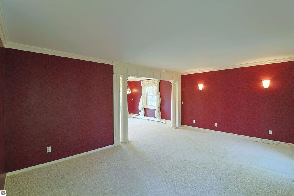 Image 13 of property listing at 620 West Court, Mt Pleasant, MI 48858