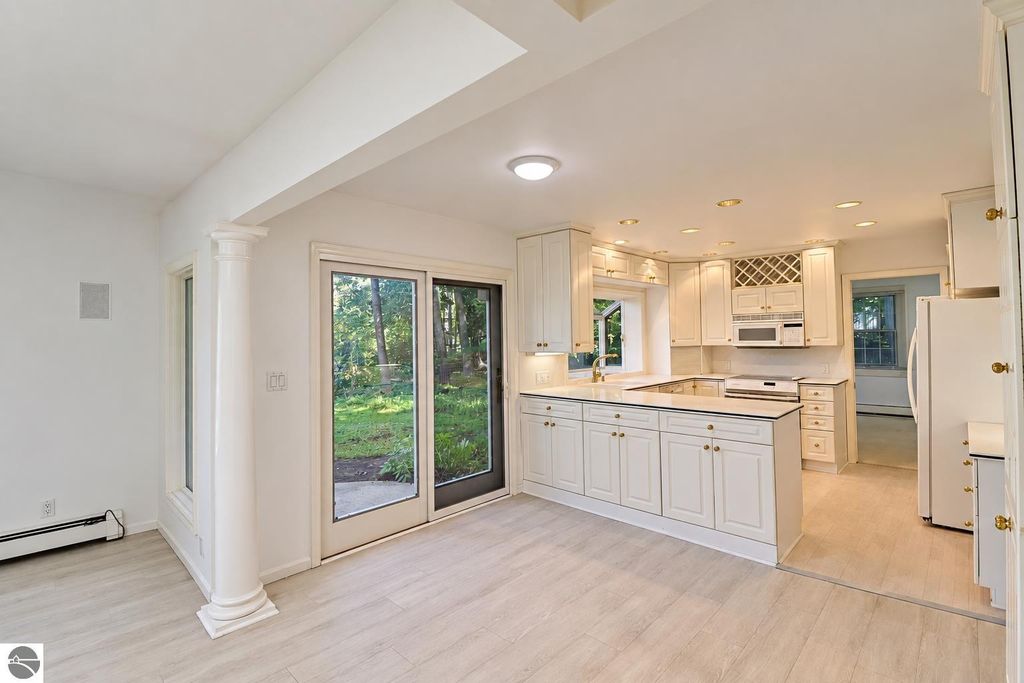 Image 34 of property listing at 620 West Court, Mt Pleasant, MI 48858