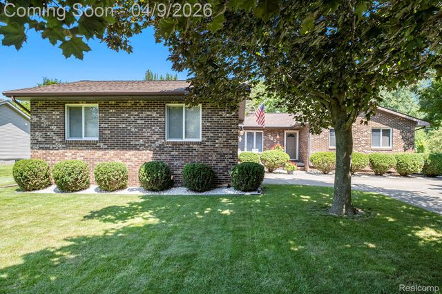 7222 Calkins Road, Clayton Charter Township, MI 48532