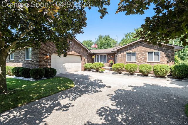 7222 Calkins Road, Clayton Charter Township, MI 48532