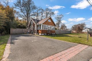 42 Moriches Drive, Mastic Beach, NY 11951