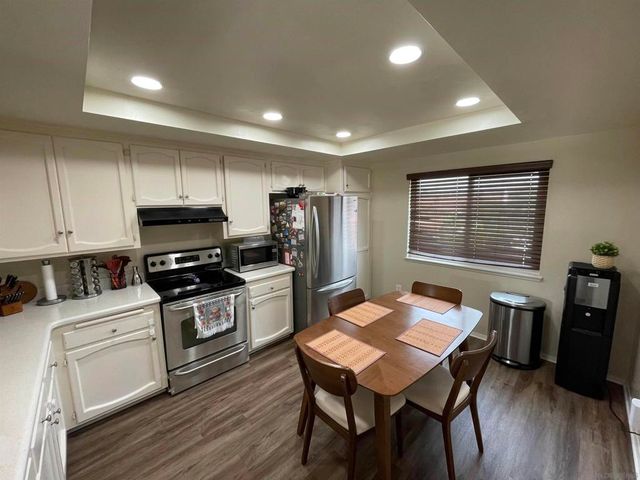 12095 Caminito Campana, San Diego, CA 92128