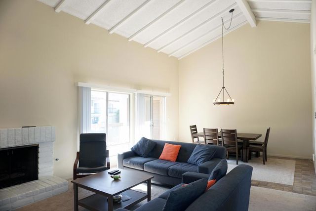 12095 Caminito Campana, San Diego, CA 92128