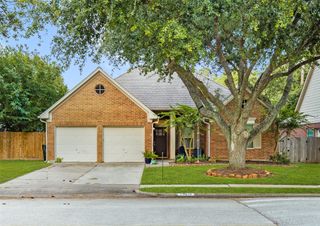 14639 Oak Chase Drive, Houston, TX 77062