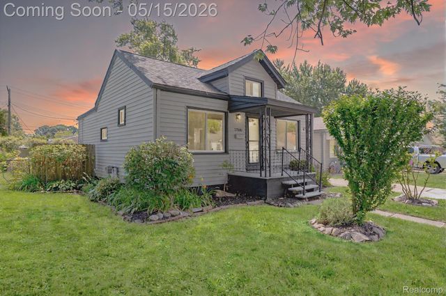 27500 Tighe Street, Roseville, MI 48066