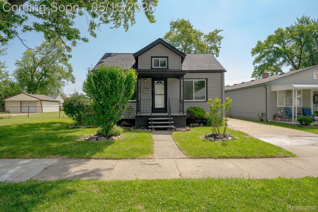 27500 Tighe Street, Roseville, MI 48066