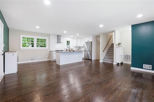 2913 Gena Drive, Decatur, GA 30032