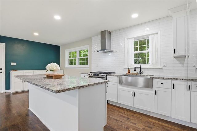 2913 Gena Drive, Decatur, GA 30032