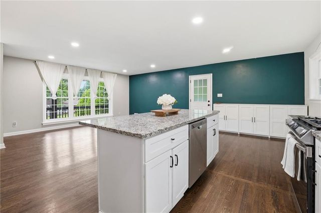 2913 Gena Drive, Decatur, GA 30032