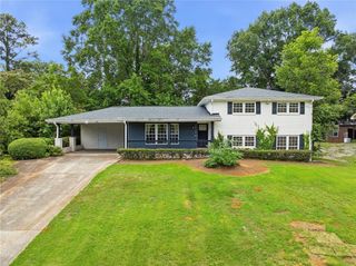 2913 Gena Drive, Decatur, GA 30032