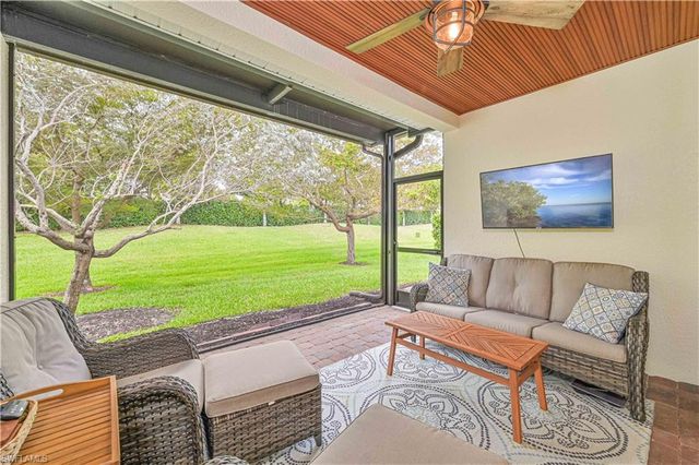 14919 Edgewater CIR, Naples, FL 34114