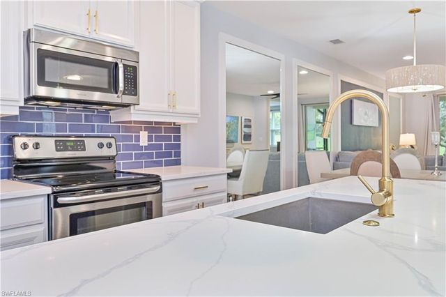 14919 Edgewater CIR, Naples, FL 34114