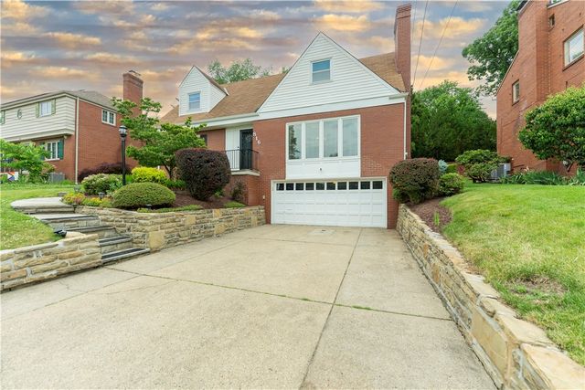 816 Ella St, Mt Lebanon, PA 15243