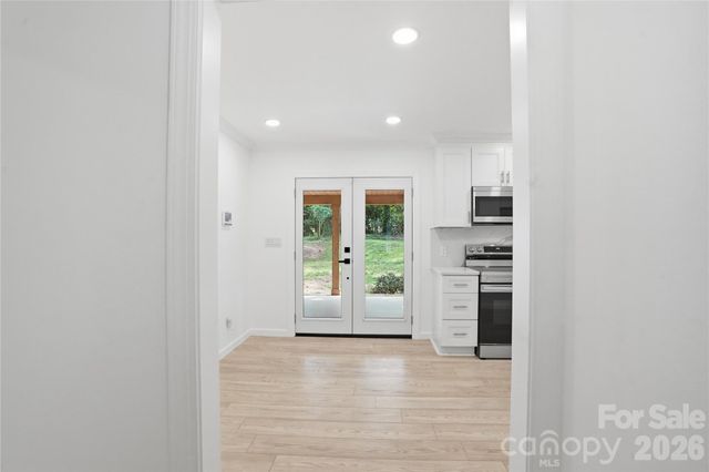 5910 Grosner Place, Charlotte, NC 28211